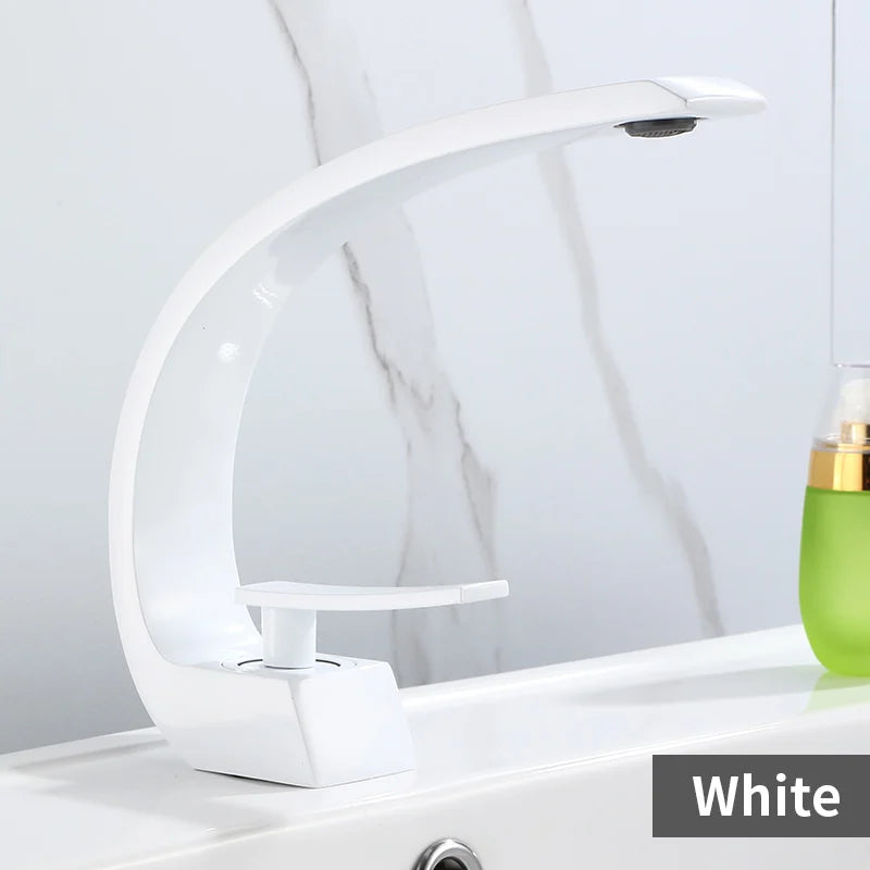 Basin Faucet Modern Bathroom Mixer Tap Black/Gold Wash basin Faucet Single Handle Hot and Cold Waterfall Faucet